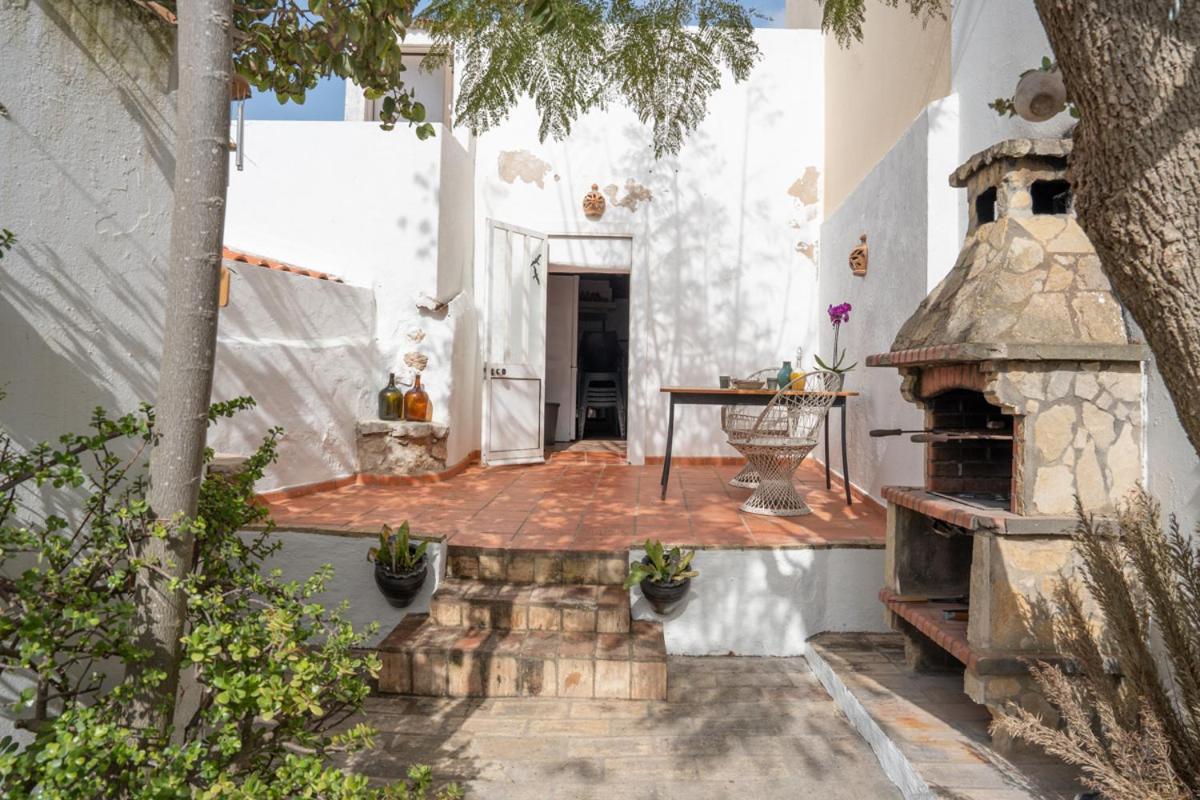 Casa Carina Espiche Bed & Breakfast エクステリア 写真